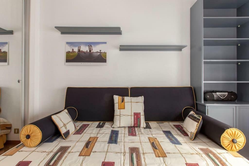 Modern B&B Somosaguas Luaran gambar