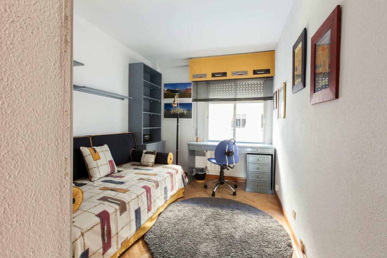 Modern B&B Somosaguas Luaran gambar