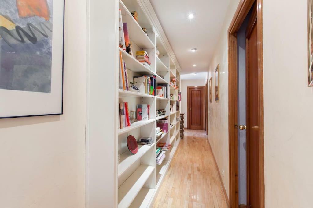Modern B&B Somosaguas Luaran gambar
