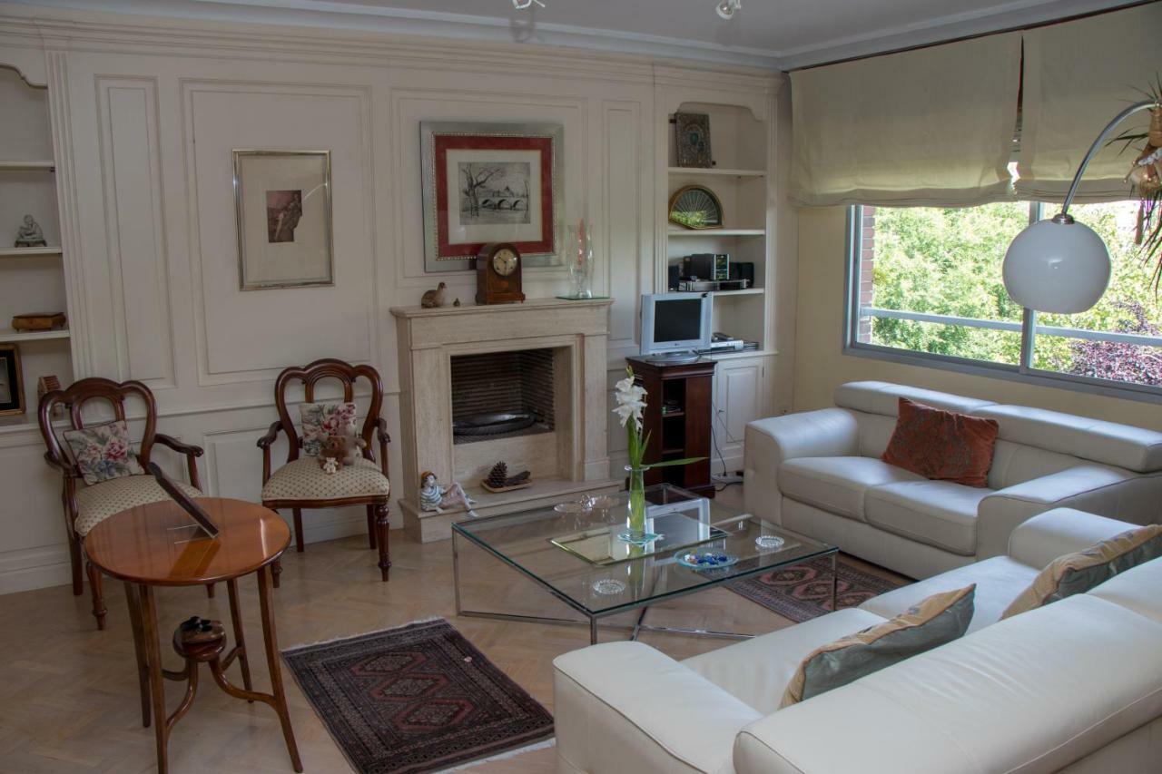 Modern B&B Somosaguas Luaran gambar